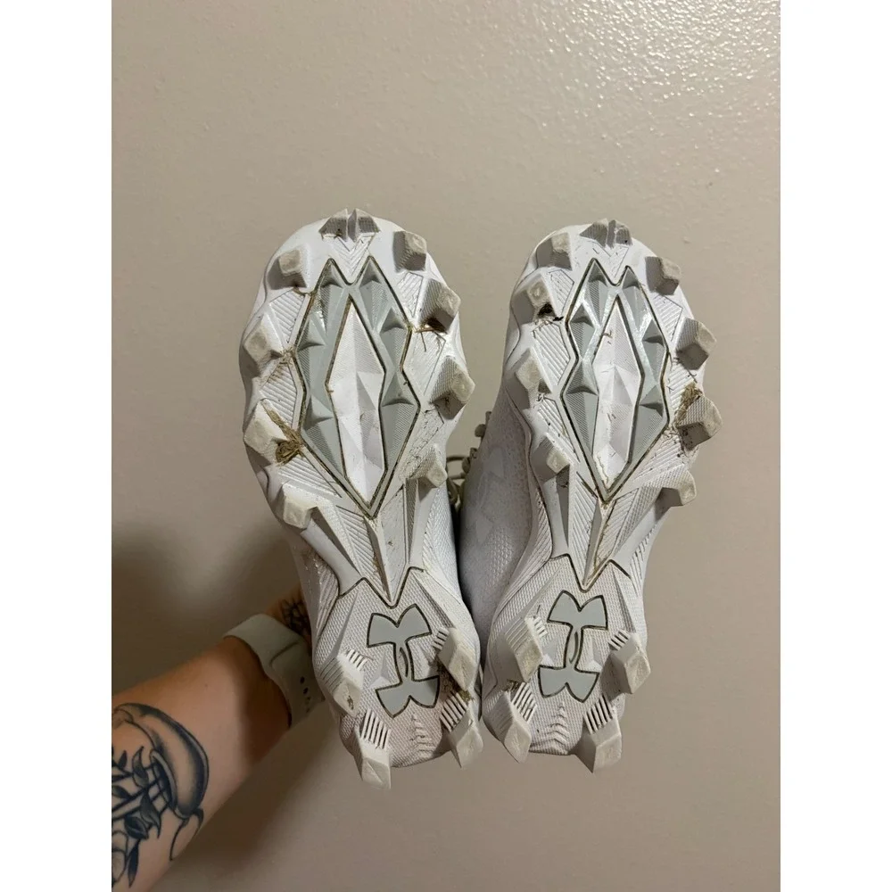 Under Armour Kids Spotlight Franchise Football Cleats White Athletic Shoes  1Y